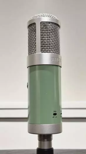 Universal Audio - Micro condensateur Bock 187  transistor  effet de champ 2