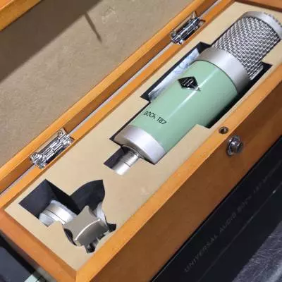 Universal Audio - Micro condensateur Bock 187  transistor  effet de champ 2