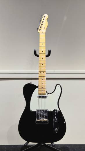Store Special Product - Fender - Guitare Telecaster American Professional II, touche en �rable - Noir