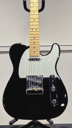 Store Special Product - Fender - Guitare Telecaster American Professional II, touche en �rable - Noir