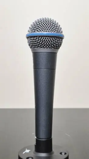 Shure - Microphone vocal dynamique supercardio�de Beta 58A 2