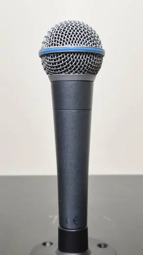 Shure - Microphone vocal dynamique supercardio�de Beta 58A 2
