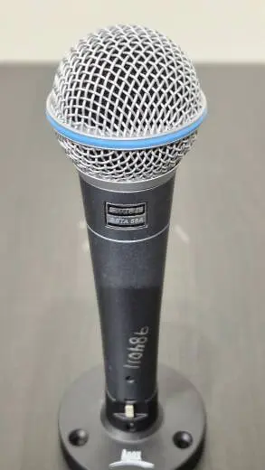 Shure - Microphone vocal dynamique supercardio�de Beta 58A 2