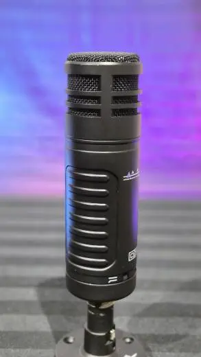 ART Pro Audio - Microphone dynamique � grand diaphragme avec montage antichocs D7 2