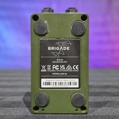 Universal Audio - P�dale de chorus et de vibrato UAFX Brigade 2