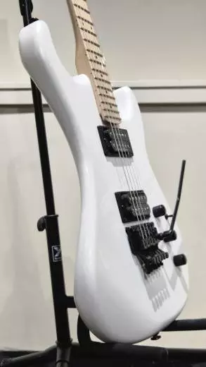 Kramer - Guitare Pacer Vintage Original - Pearl White 2