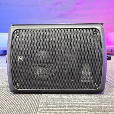 Yorkville Sound - S�rie Coliseum - Enceinte amplifi�e compacte - Woofer 8 pouces - 100 watts 2