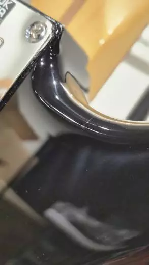 Fender - Stratocaster Player en srie limite avec touche en pau ferro torrfi (fini noir) 2