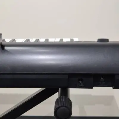 Yamaha - NP12 Clavier portable Piaggerro 61 touches - Noir 2