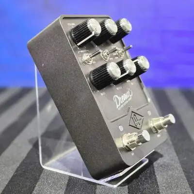 Universal Audio - P�dale d��mulation d�ampli UAFX Lion �68 Super Lead 2
