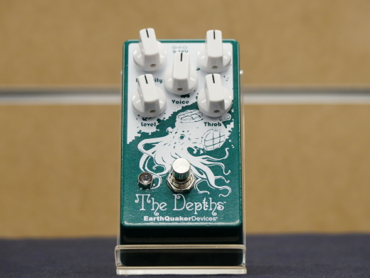 Gear Hunter | EarthQuaker Devices - The Depths V2 Vibrato Optique