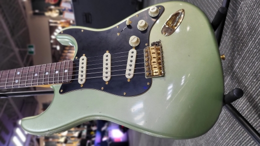 Store Special Product - Fender Custom Shop - Stratocaster Journeyman Relic Dual-Mag 1965 en srie limite  quincaillerie Closet Classic  touche en palissandre (fini Aged Sage Green Metallic)