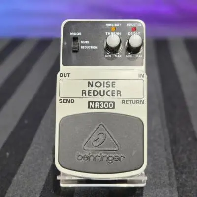 Behringer - NR300 P�dale de r�duction de bruit Ultimate