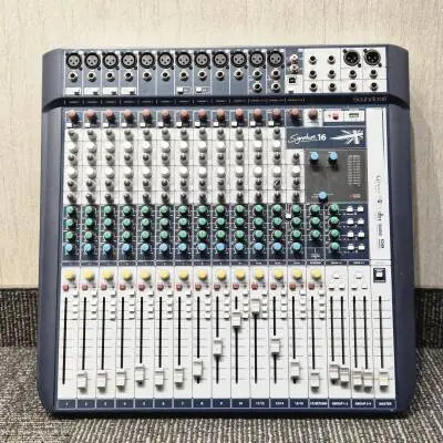 Soundcraft - M�langeur analogique 16 canaux avec effets Lexicon et USB