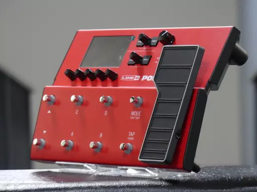 Line 6 - Processeur multieffet POD Go (finition rouge en série limitée) 2