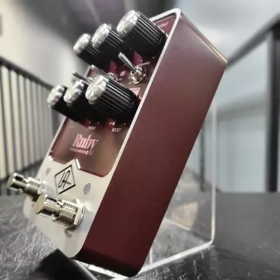 Universal Audio - Pédale d’amplification UAFX Top Boost Ruby ’63 3