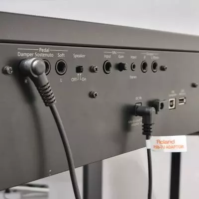 Roland - Piano numrique  touches pondres FP-60X - Noir 2