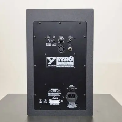 Yorkville Sound - Enceinte de studio active YSM6 s�rie II, 75 W, HP 15 cm (� l�unit�) 2