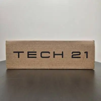 Tech 21 - P�dale d�effets SansAmp English Muffy Character Plus 2