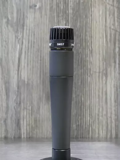 Shure - Microphone dynamique, cardiode SM-57lc