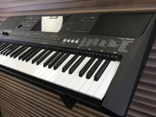 Yamaha - Clavier arrangeur 61 touches 5