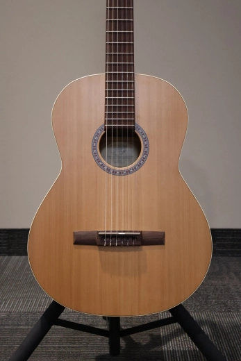 La Patrie Guitars - Etude 2
