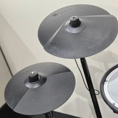 Roland - Batterie num�rique V-Drum TD-17KVS avec support MDS-COM 2