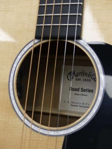 Martin Guitars - Road Series Dreadnought acoustique-électrique 7