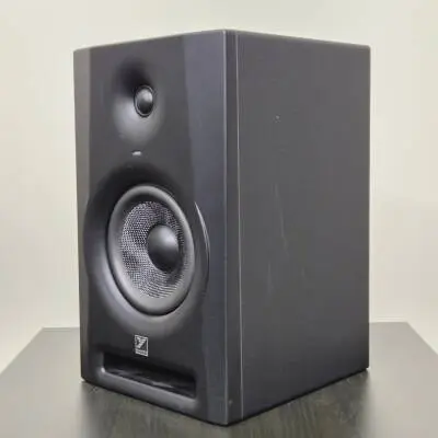 Yorkville Sound - Enceinte de studio active YSM6 s�rie II, 75 W, HP 15 cm (� l�unit�) 2
