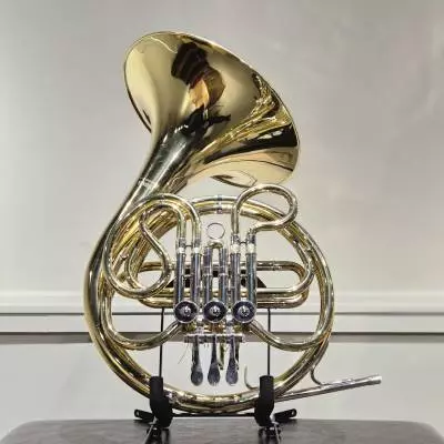 Yamaha - Cor Franais simple pour tudiant