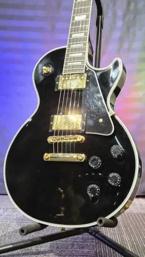 Gibson Custom Shop - Les Paul Custom (fini �b�ne, touche en �b�ne) 2