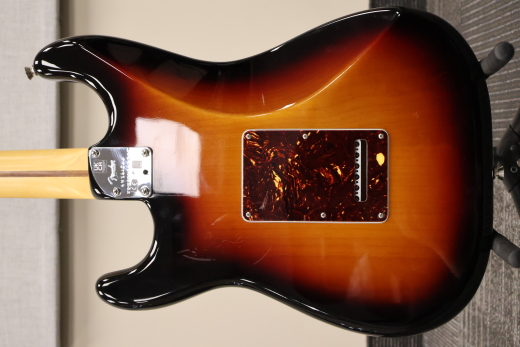 Fender - American Pro II Stratocaster 3-tone sunburst 6