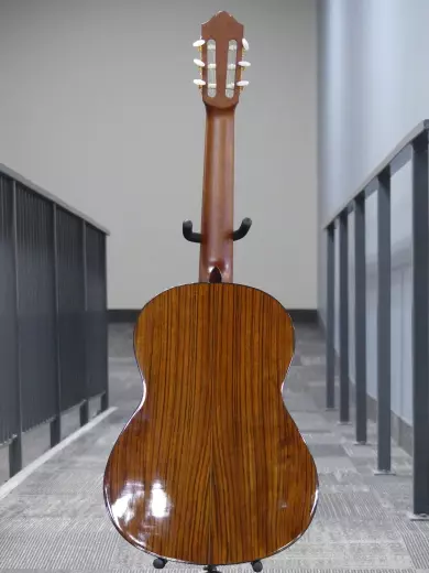Yamaha - Guitare classique CG162S en épinette massive et mozambique 6