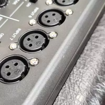 Zoom - Enregistreur R20 16 pistes � interface tactile 2