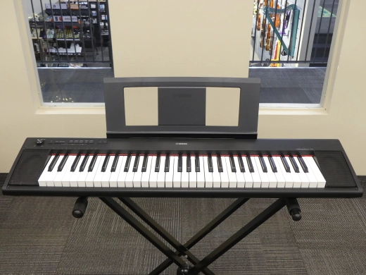 Yamaha - NP12 Clavier portable Piaggerro 61 touches - Noir