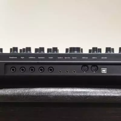 Modal Electronics - Synthtiseur de table d'onde polyphonique Argon8 37 cls 2