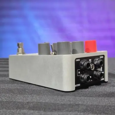 Universal Audio - Pr�ampli et compression Max 2