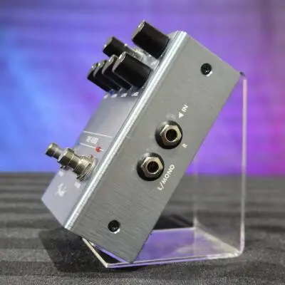 Fender - P�dale Tre-Verb Tremolo/Reverb 2