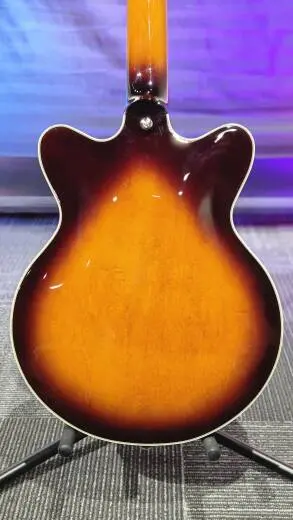 Gretsch Guitars - Streamliner G2655T Jr. � bloc central, double pan coup� et syst�me Bigsby (fini � lueur de forge �, touche en laurier) 2