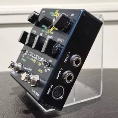 Source Audio - Pédale de délai et de réverbération Collider 2