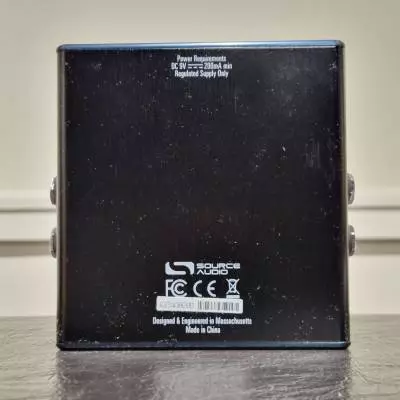 Source Audio - Pédale de délai et de réverbération Collider 2