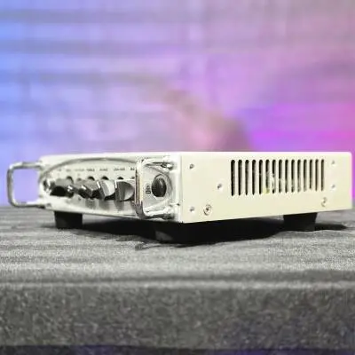 Gallien-Krueger - T�te d'amplification Microbass - 200 watts 2