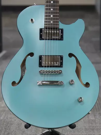 Godin - Montreal Premiere HT Laguna 2