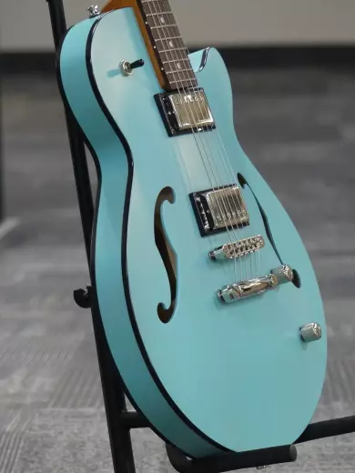 Godin - Montreal Premiere HT Laguna 4