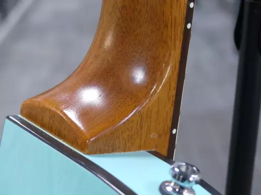 Godin - Montreal Premiere HT Laguna 8