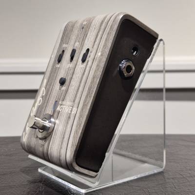 L.R Baggs Align Series Active DI Pedal | Long & McQuade