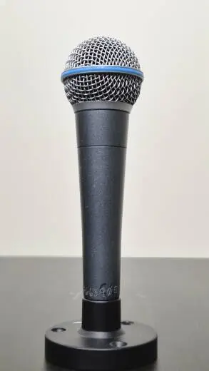 Shure - Microphone vocal dynamique supercardio�de Beta 58A 2