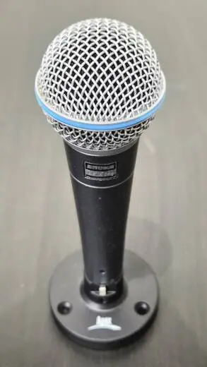 Shure - Microphone vocal dynamique supercardio�de Beta 58A 2