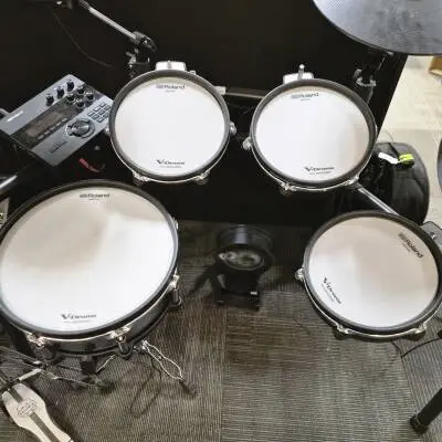 Roland - Batterie �lectronique TD-27KV2 de la s�rie V-Drums 2 avec supports 2