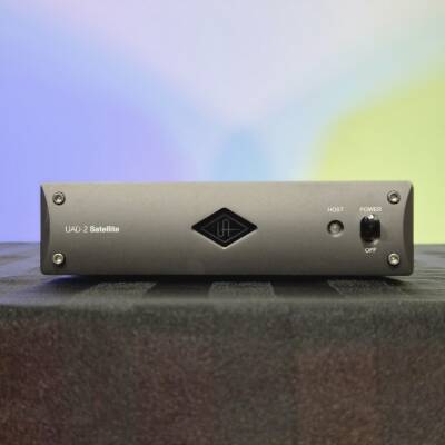 Universal Audio UAD-2 Satellite Thunderbolt 3 OCTO Core DSP